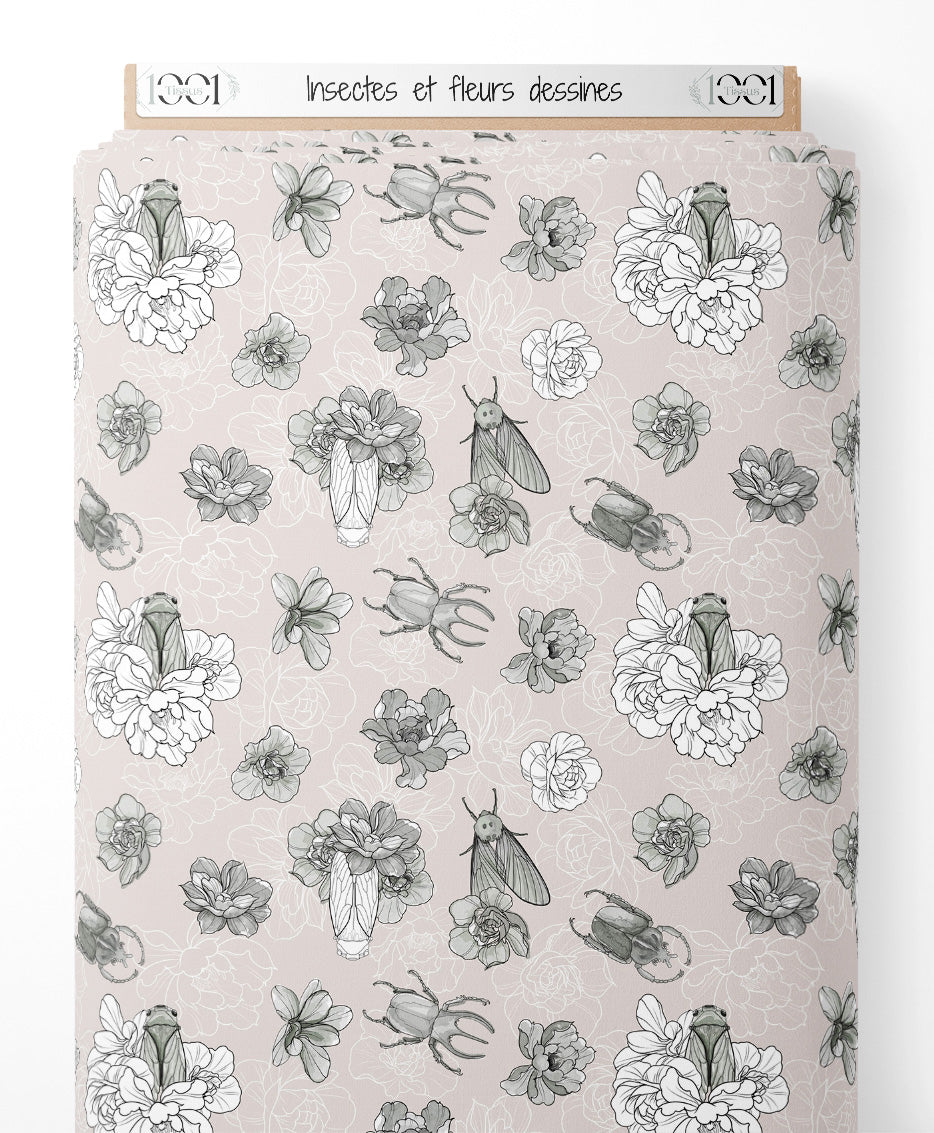 Tissu - Insectes et fleurs dessinés