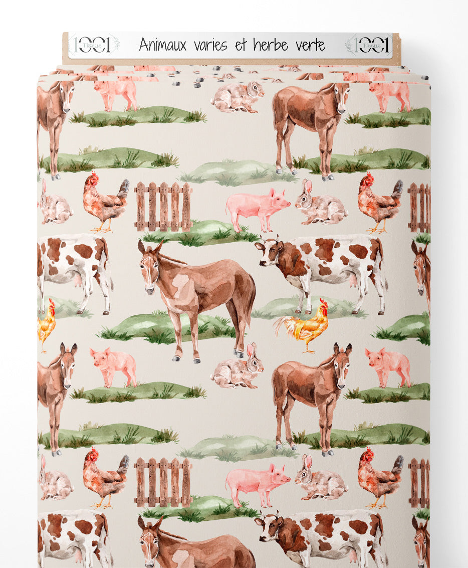 Tissu - Animaux variés et herbe verte