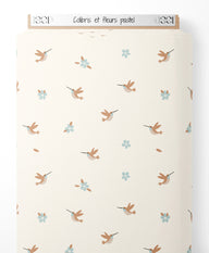 Tissu - Colibris et fleurs pastel