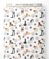 Tissu - Chiens et empreintes grises