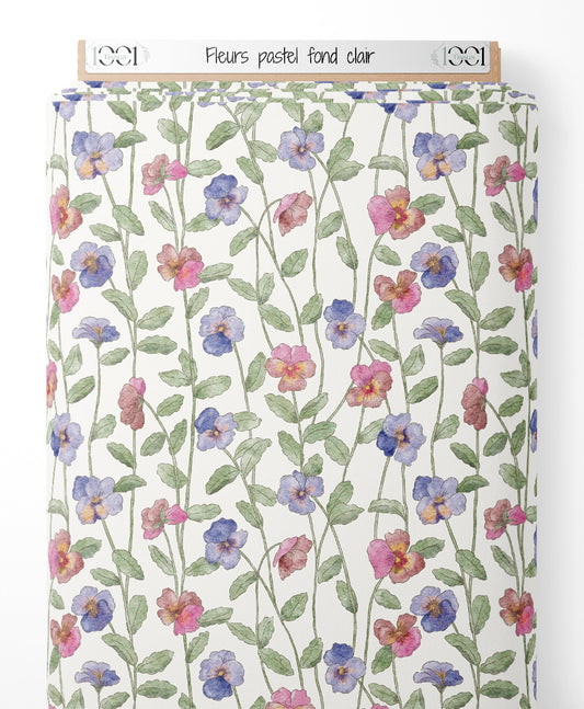 Tissu - Fleurs pastel sur fond clair