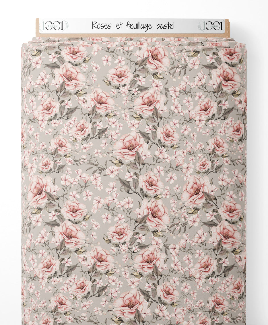 Tissu - Roses et feuillage pastel