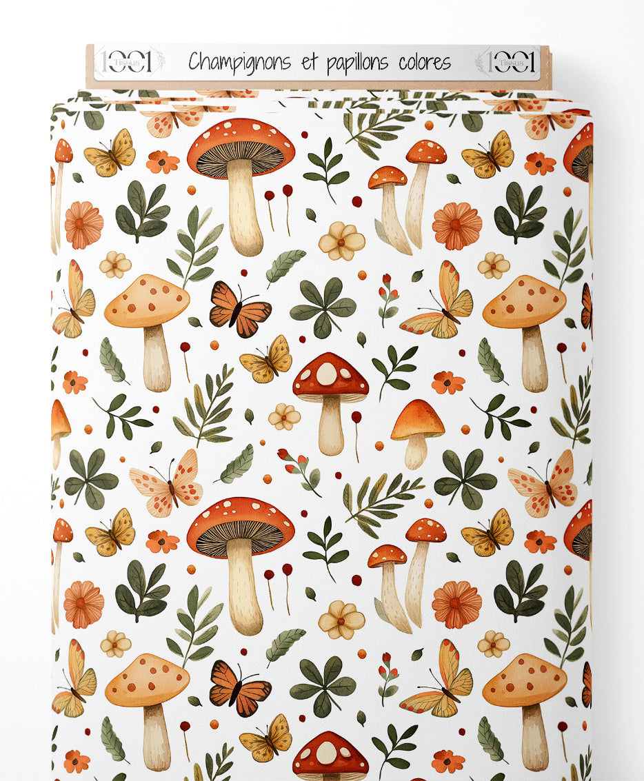 Tissu - Champignons et papillons colorés