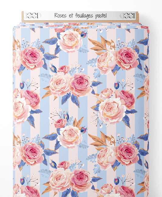Tissu - Roses et feuillages pastel