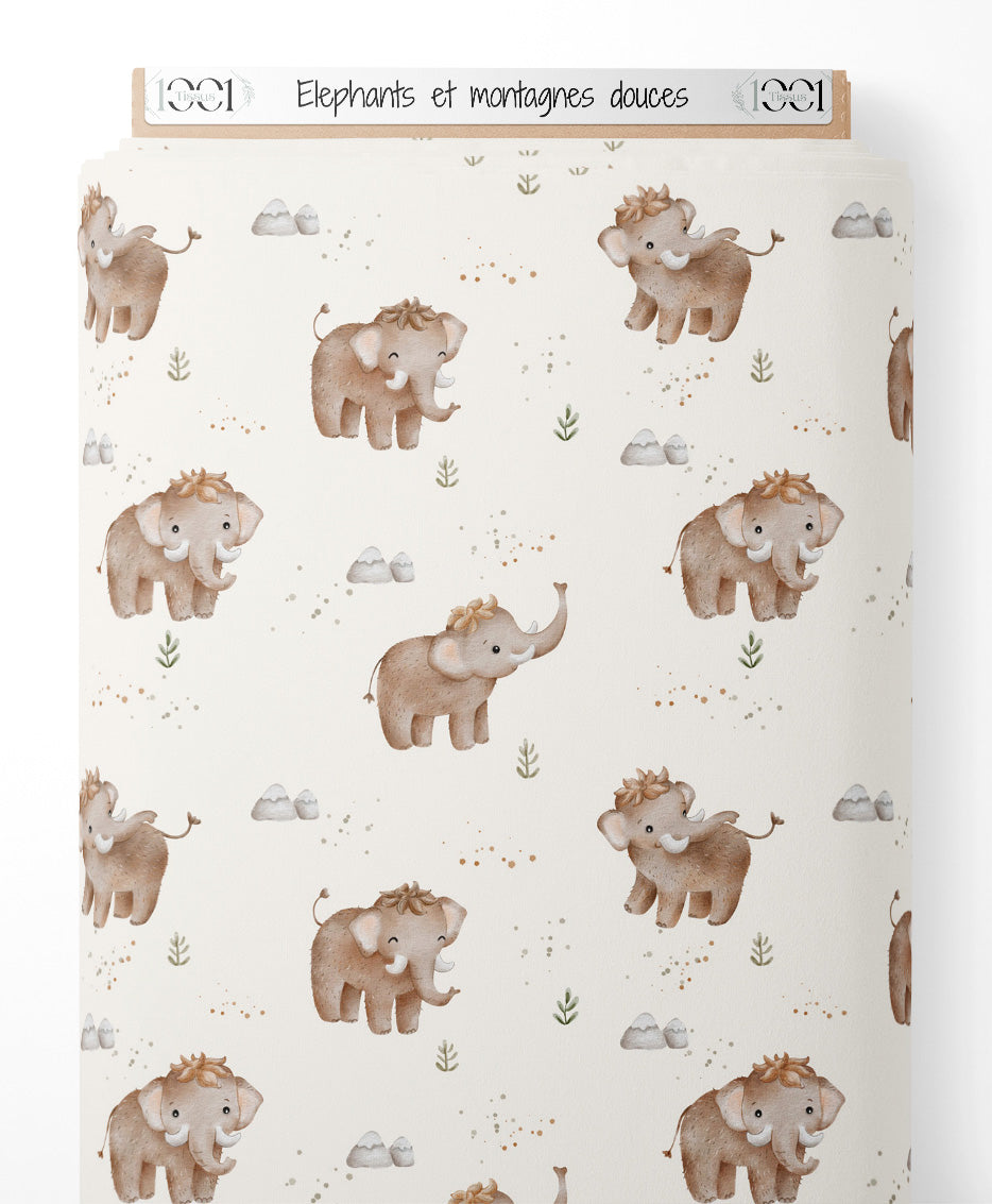 Tissu - Éléphants et montagnes douces