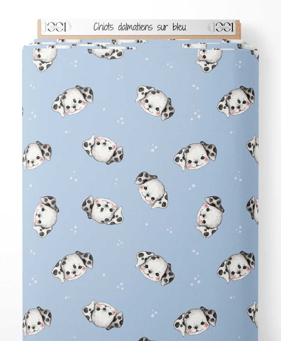 Tissu - Chiots dalmatiens sur bleu