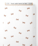 Tissu - Nœuds papillon marron sur blanc