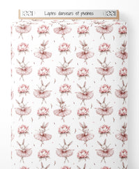 Tissu - Lapins danseurs et pivoines