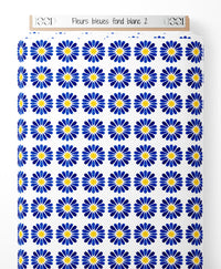 Tissu - Fleurs bleues sur fond blanc 2