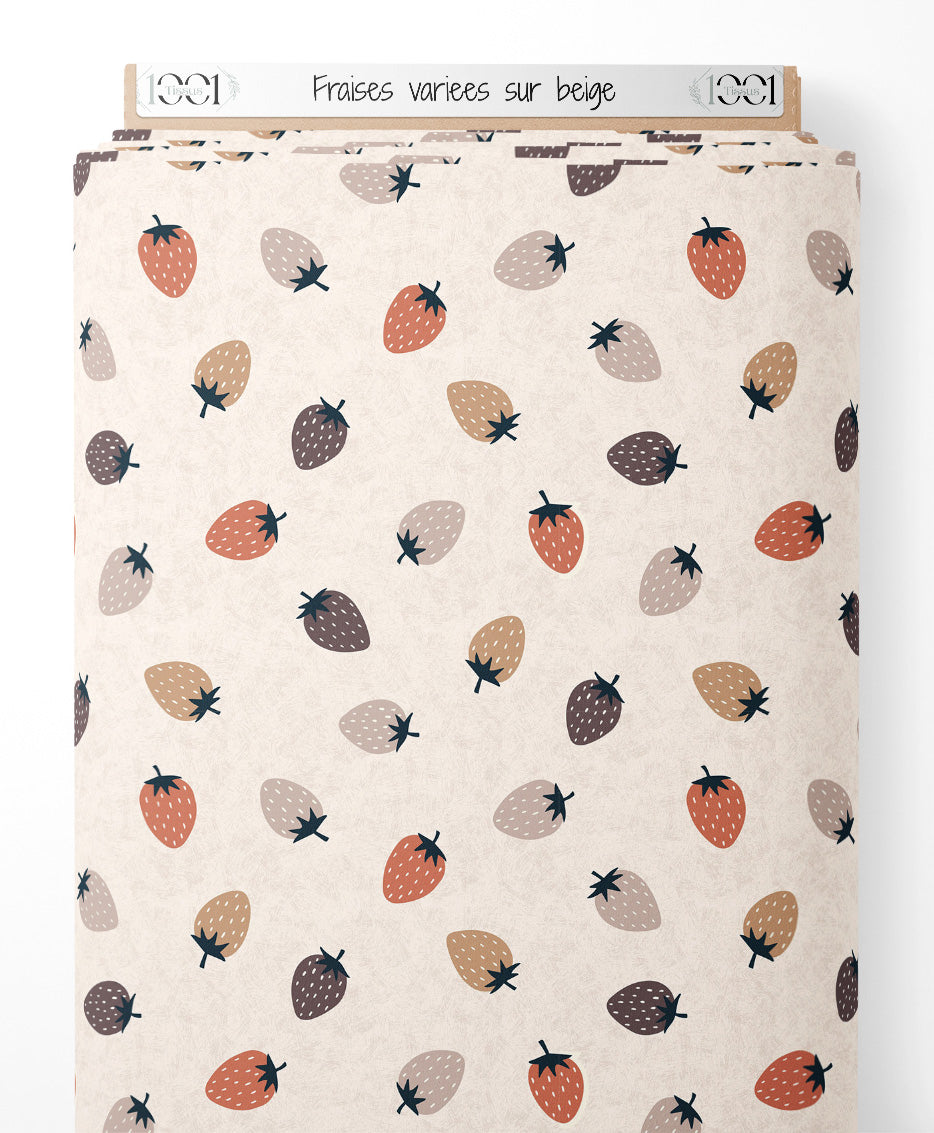 Tissu - Fraises variées sur beige