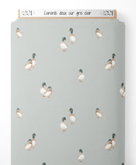 Tissu - Canards doux sur gris clair