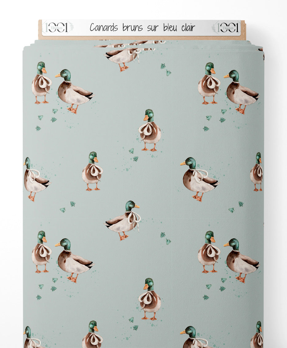 Tissu - Canards bruns sur bleu clair
