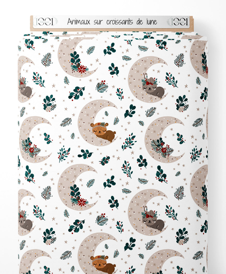 Tissu - Animaux sur croissants de lune