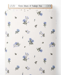 Tissu - Roses bleues et feuillage frais