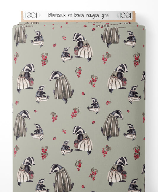 Tissu - Blaireaux et baies rouges gris