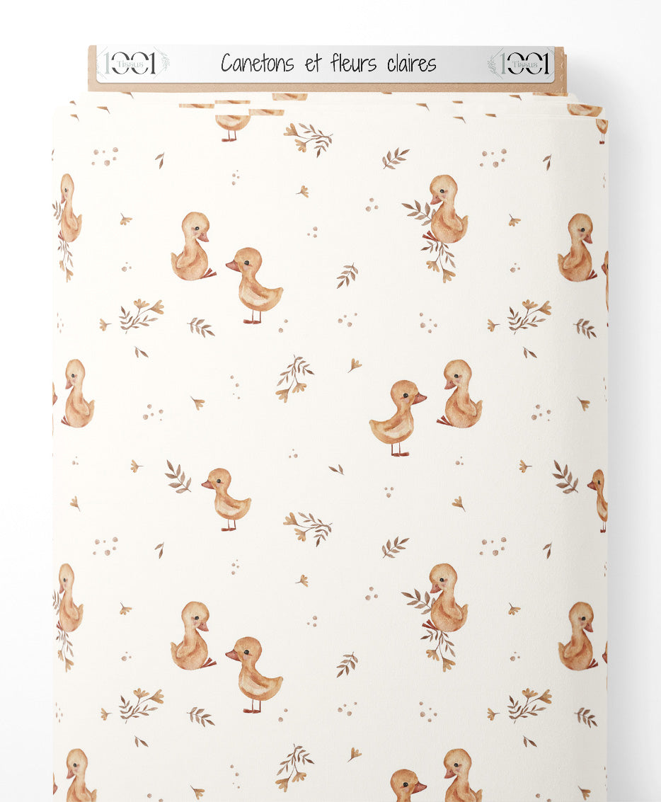 Tissu - Canetons et fleurs claires