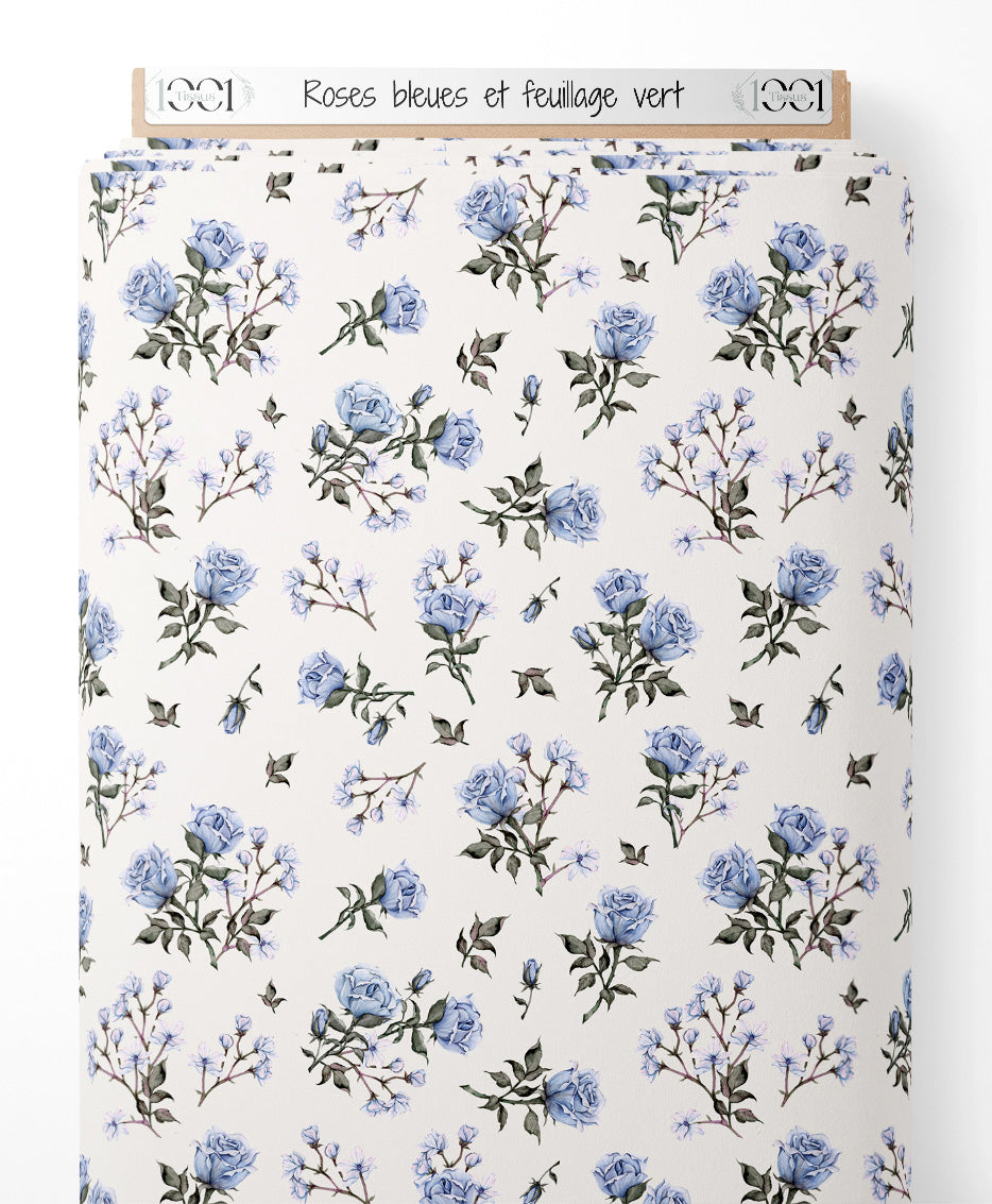 Tissu - Roses bleues et feuillage vert