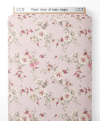 Tissu - Fleurs roses et baies rouges
