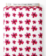 Tissu - Fleurs roses et rouges délicates