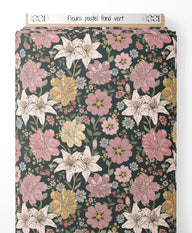 Tissu - Fleurs pastel sur fond vert