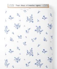 Tissu - Fleurs bleues et branches légères