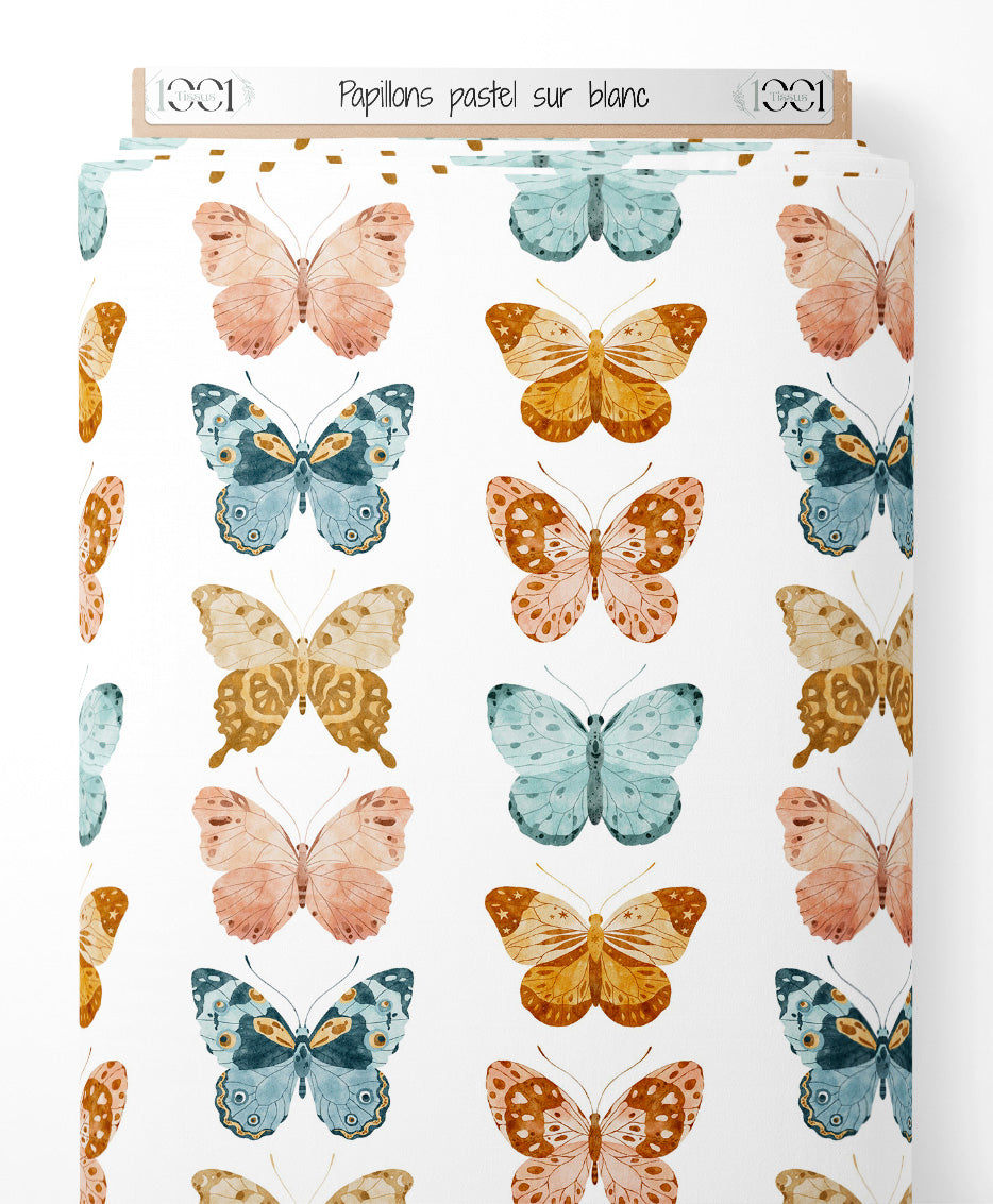 Tissu - Papillons pastel sur blanc