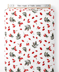 Tissu - Baies rouges et feuilles variées