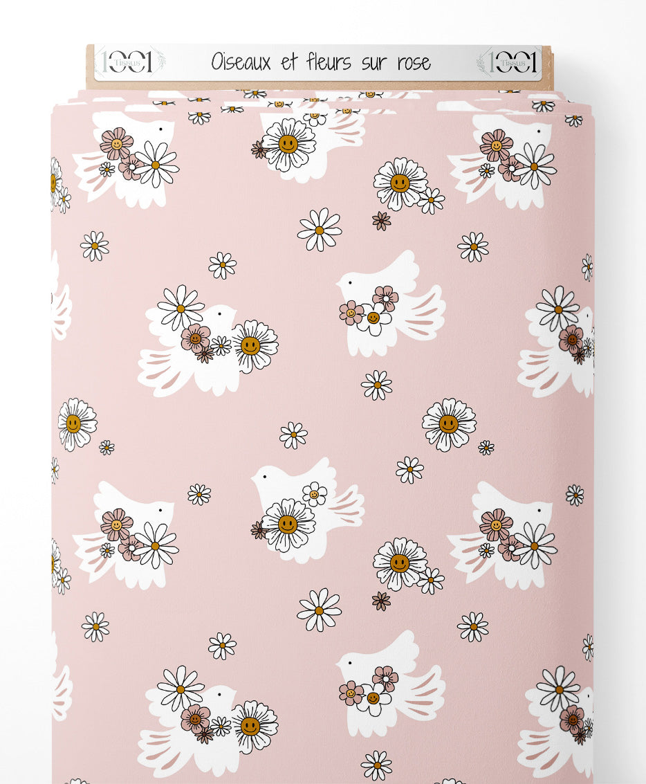 Tissu - Oiseaux et fleurs sur rose