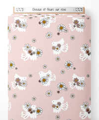 Tissu - Oiseaux et fleurs sur rose