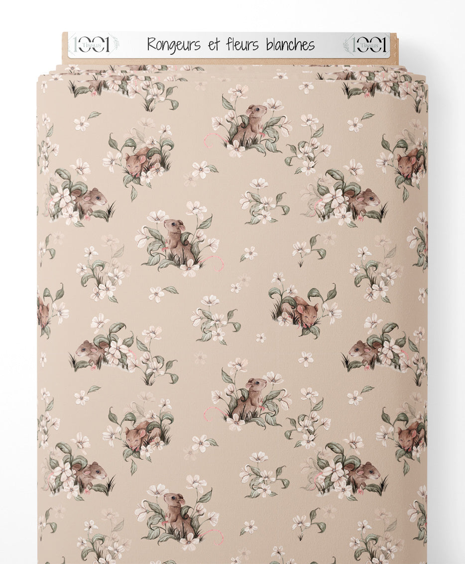 Tissu - Rongeurs et fleurs blanches