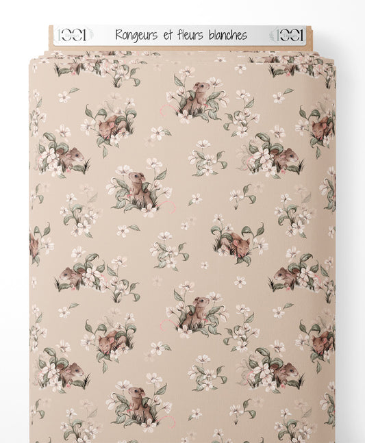Tissu - Rongeurs et fleurs blanches