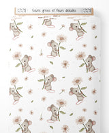 Tissu - Souris grises et fleurs délicates