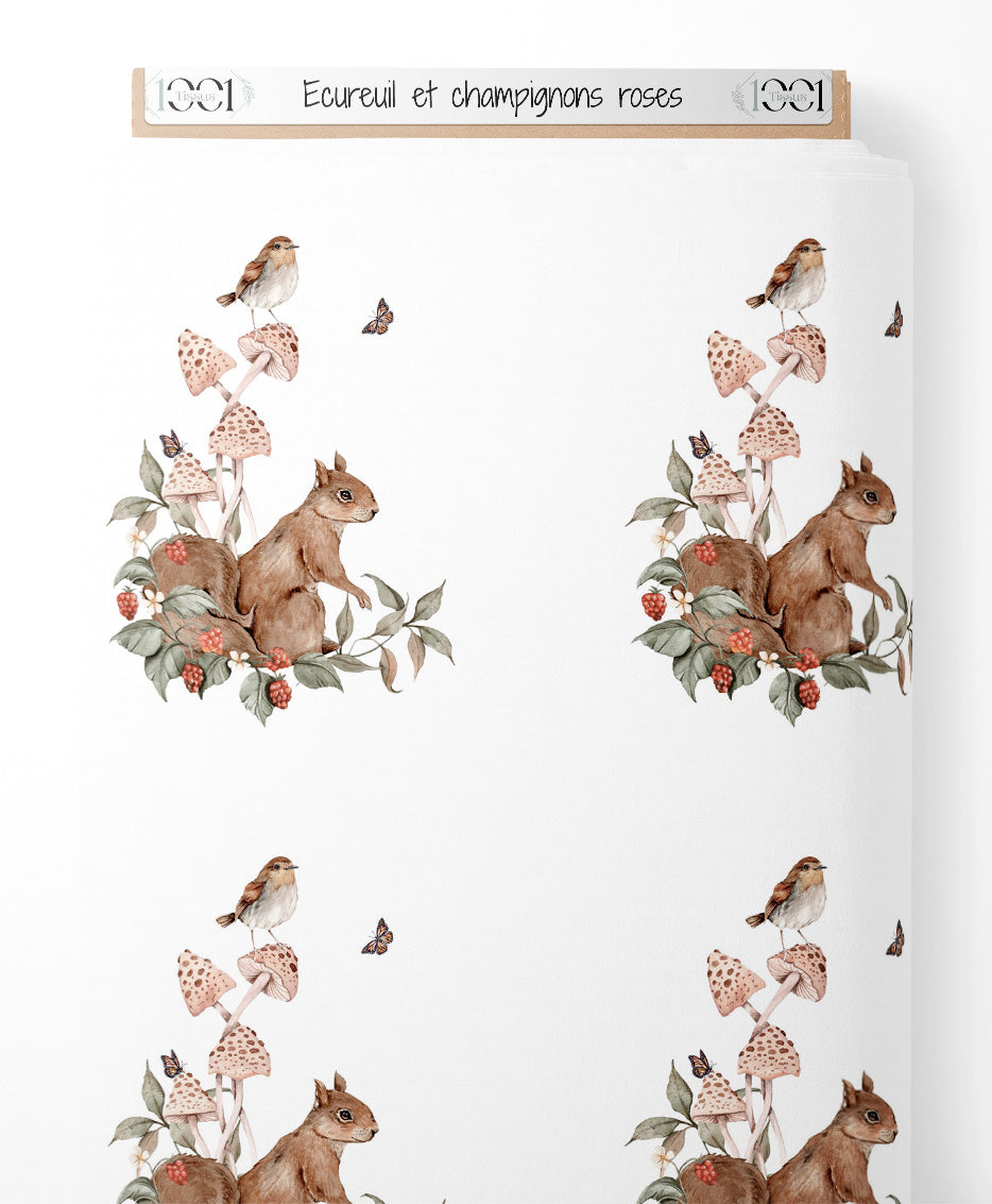 Tissu - Écureuil et champignons roses