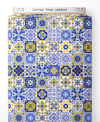 Tissu - Carreaux floraux complexes