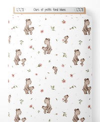 Tissu - Ours et petits sur fond blanc