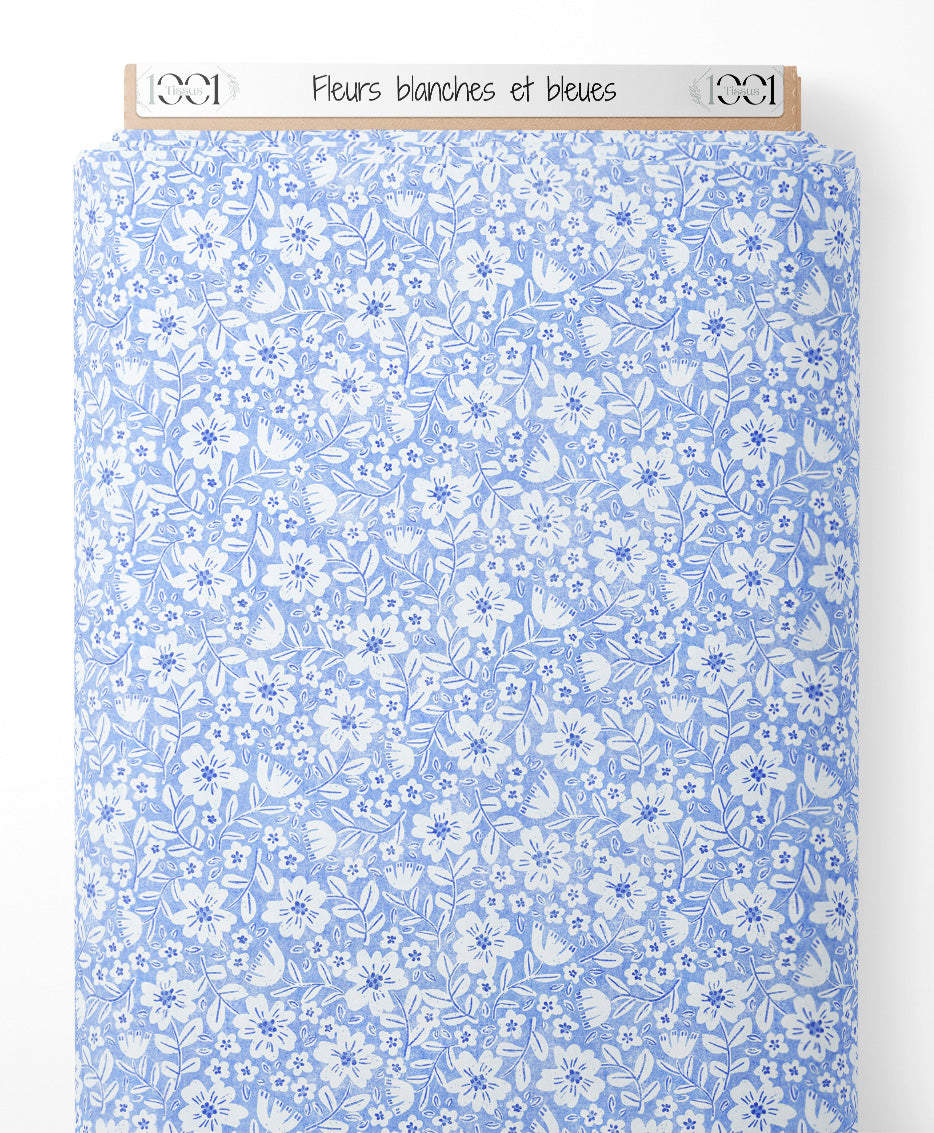 Tissu - Fleurs blanches et bleues