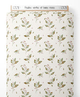 Tissu - Feuilles vertes et baies roses