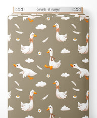 Tissu - Canards et nuages sur fond