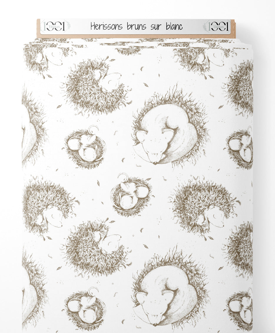 Tissu - Hérissons bruns sur blanc