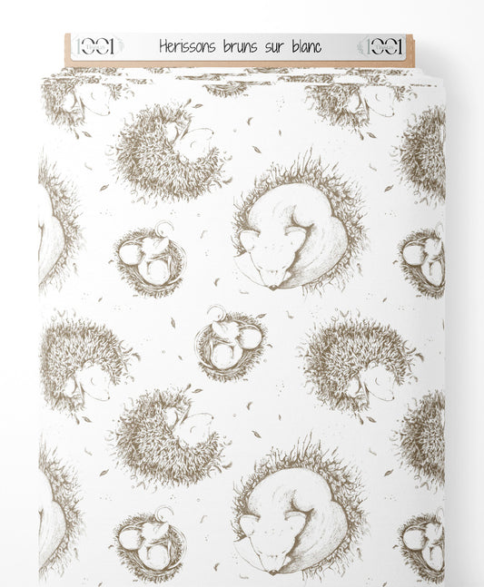 Tissu - Hérissons bruns sur blanc