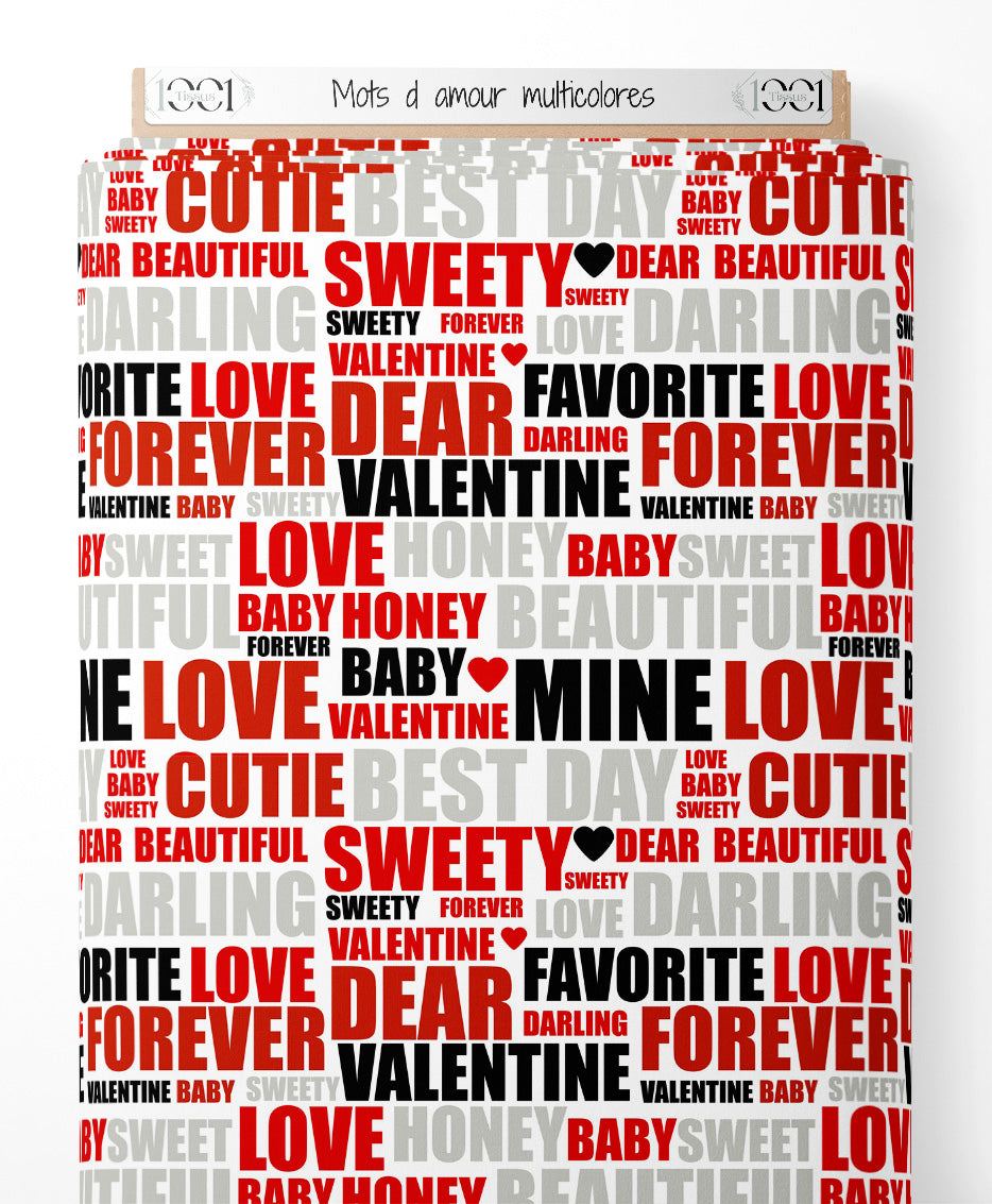 Tissu - Mots d'amour multicolores
