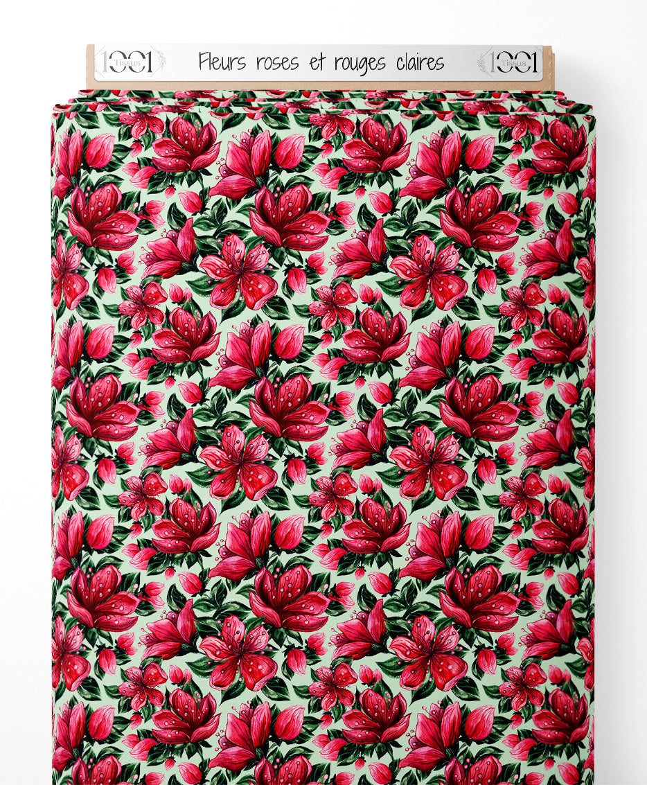 Tissu - Fleurs roses et rouges claires