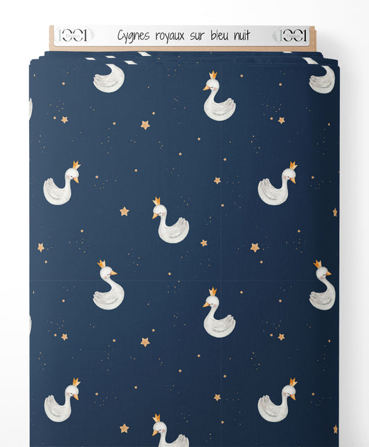 Tissu - Cygnes royaux sur bleu nuit