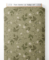 Tissu - Fleurs blanches sur feuillage vert