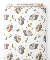 Tissu - Hérissons et fleurs pastel