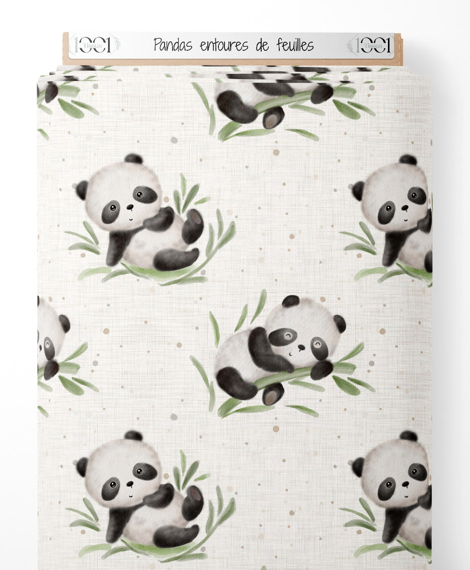 Tissu - Pandas entourés de feuilles