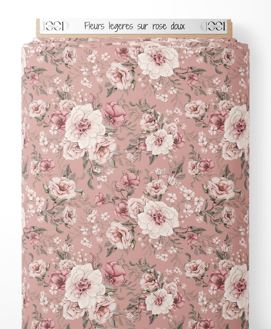Tissu - Fleurs légères sur rose doux