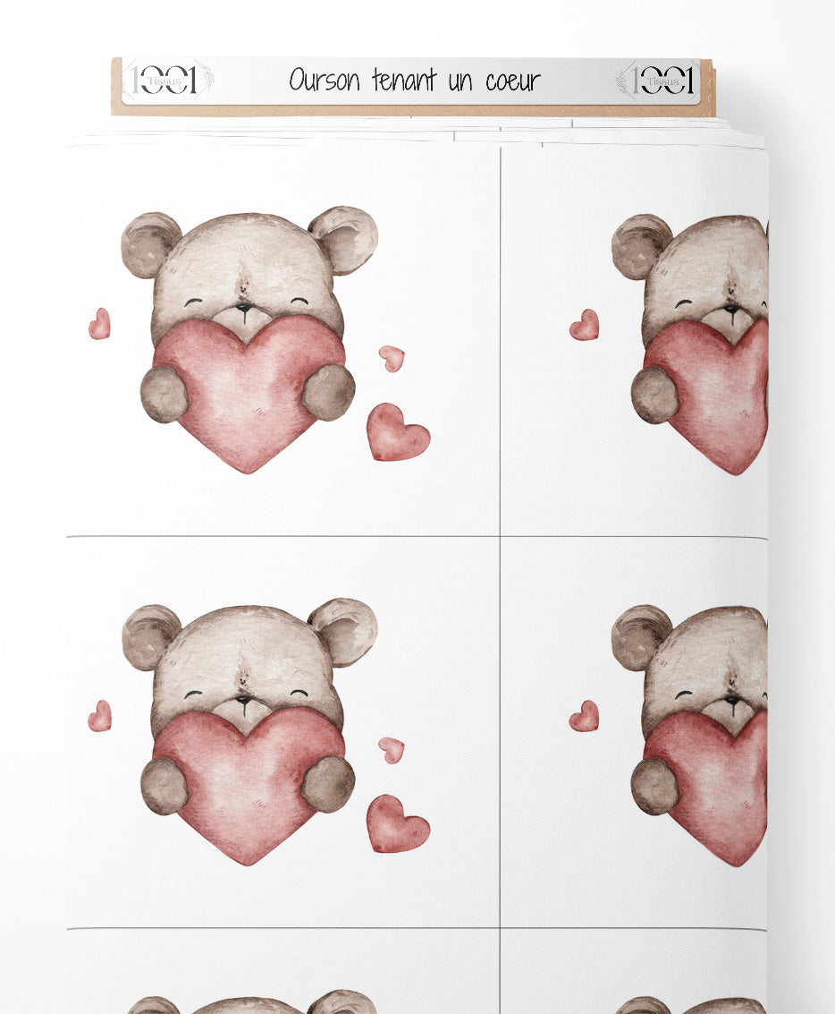 Tissu - Ourson tenant un cœur