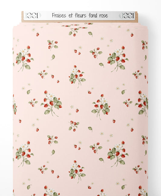 Tissu - Fraises et fleurs sur fond rose