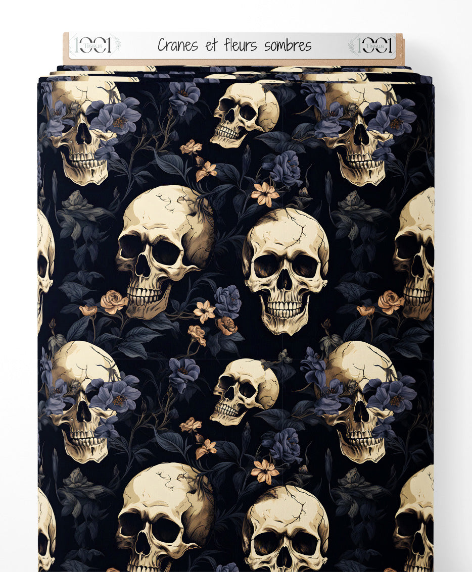 Tissu - Crânes et fleurs sombres